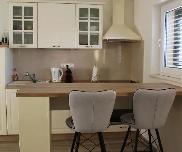 Apartamento Holiday Apartments Zadar